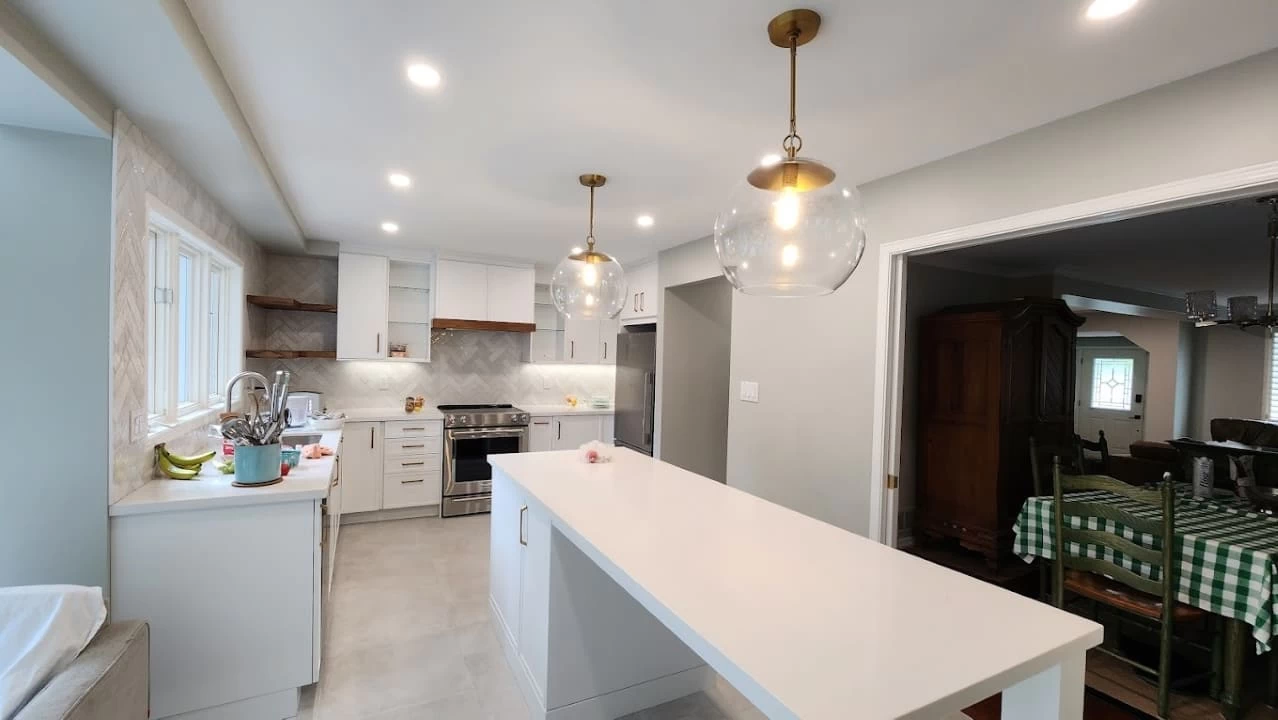 Modern Design Chandelier in Mississauga