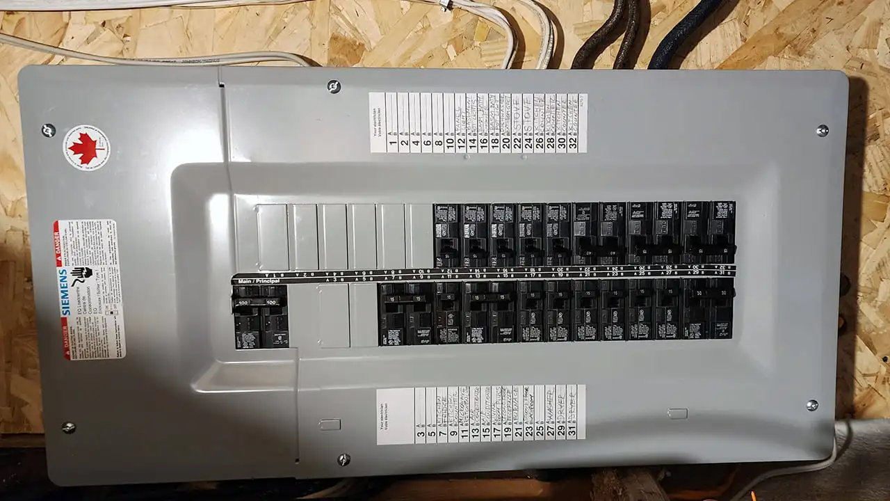 Electrical panel upgrade from 100 amp to 200 amp in Toronto home